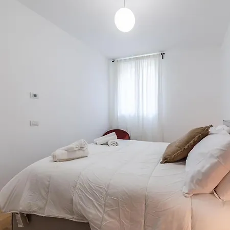 Navigli - Charme&design Luxury *